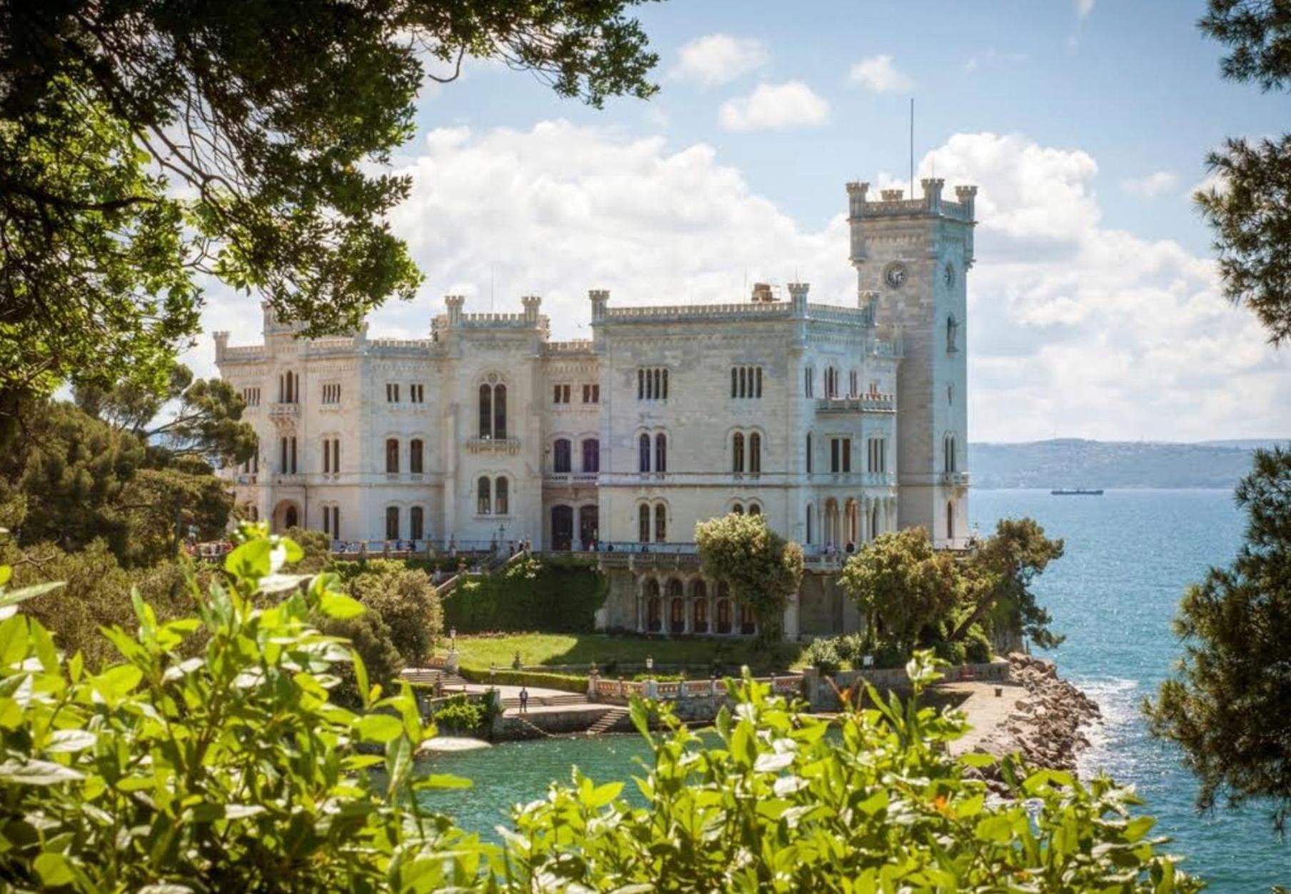 Appartamento Al Castello Trieste Eksteriør billede